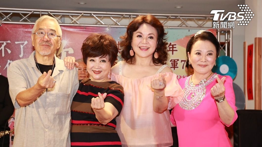 孫情(左起)、張琪、侯麗芳及張琴合體為演唱會宣傳。(圖/黃城碩攝)