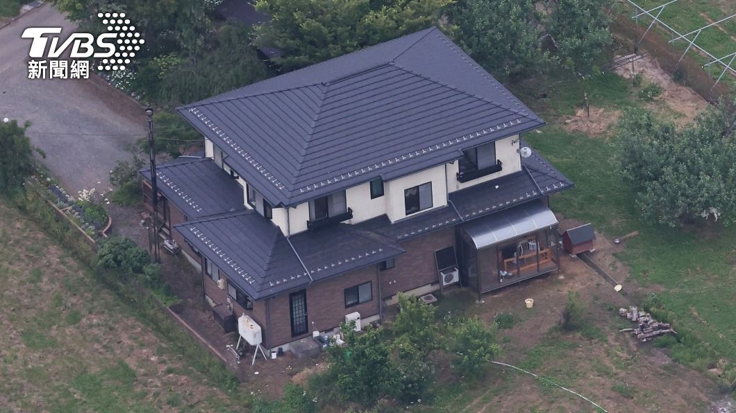 凶嫌犯案後躲進中野市議長青木正道的住家。(圖/達志影像美聯社)