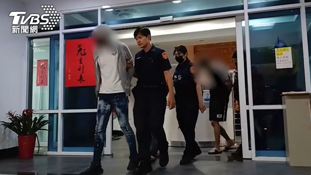 警方將簡姓主嫌等5人移送法辦。(圖/TVBS)