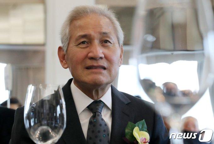 「國民影帝」安聖基噎到送醫搶命! 「心臟重新跳動」最新病況曝