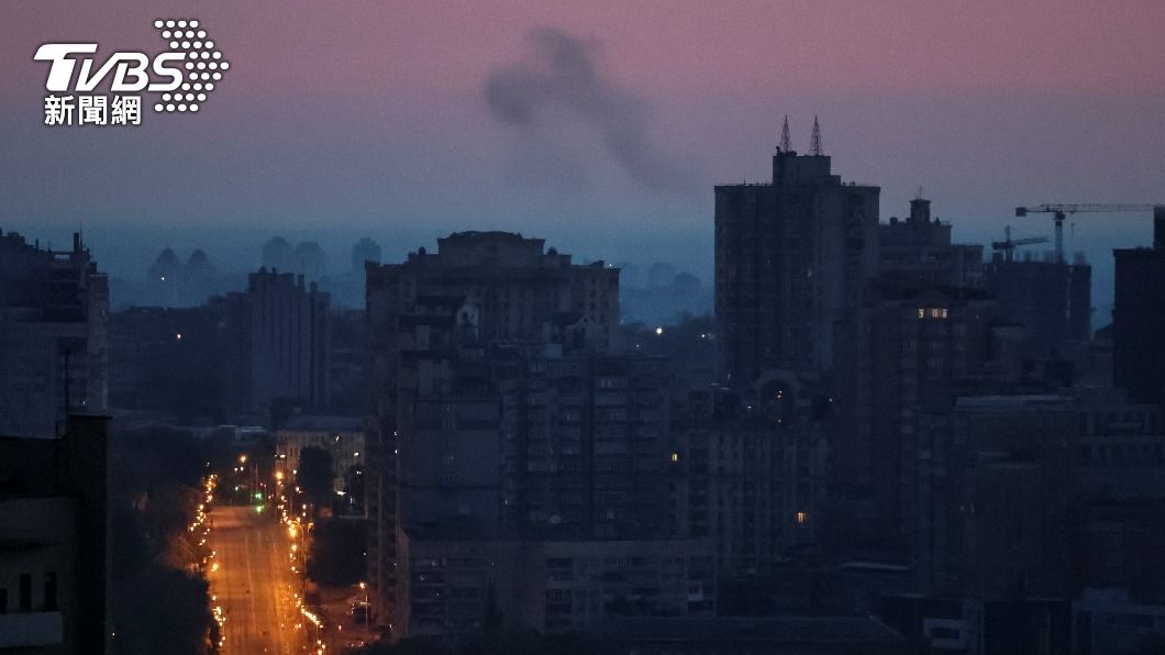 俄軍夜間空襲基輔 烏克蘭:飛彈全數遭攔截摧毀