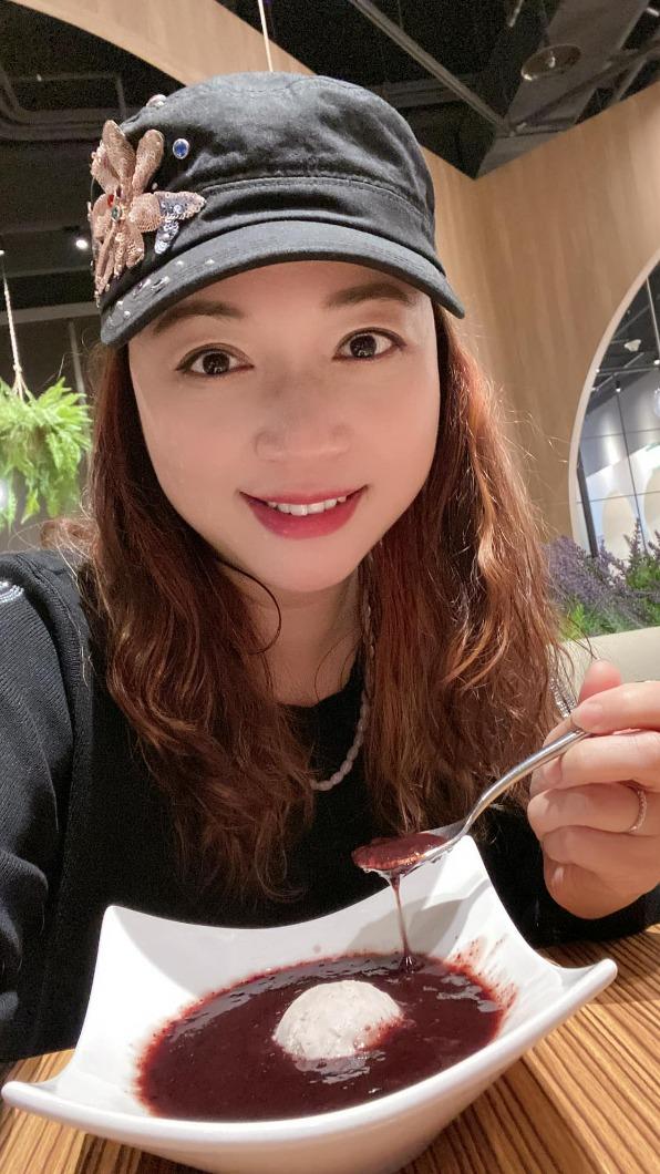 秀蘭瑪雅引起粉絲一陣擔心。(圖/翻攝自秀蘭瑪雅臉書)