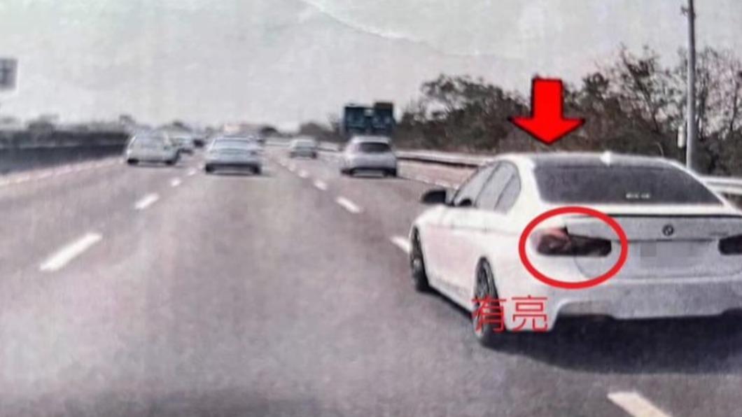 打方向燈切車道！他慘吞3000罰單　網揪細節：被檢舉剛好