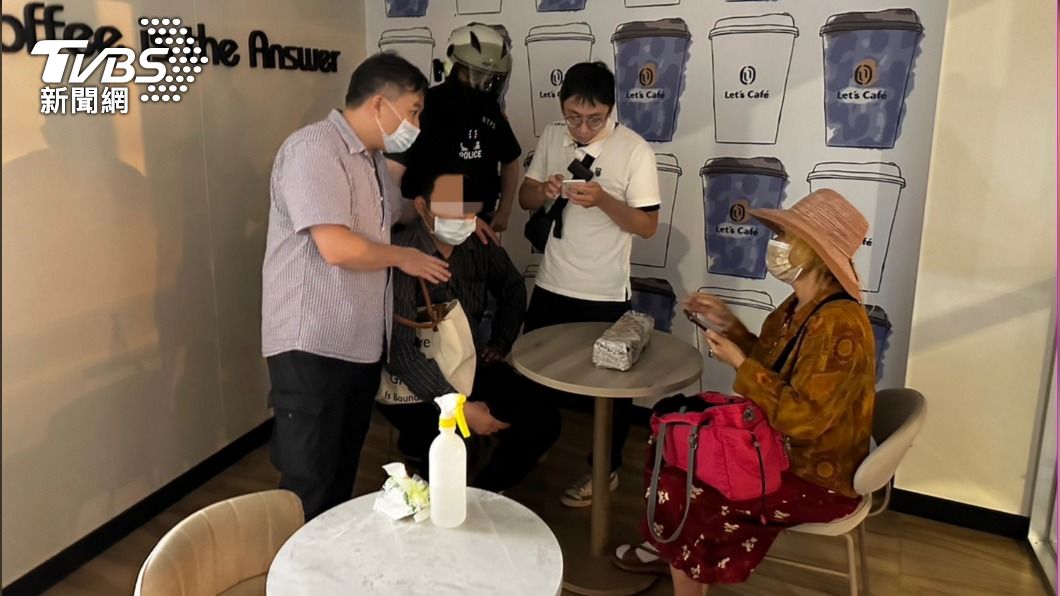 一騙再騙!退休賣魚婦投資遭詐百萬 警設局逮2車手