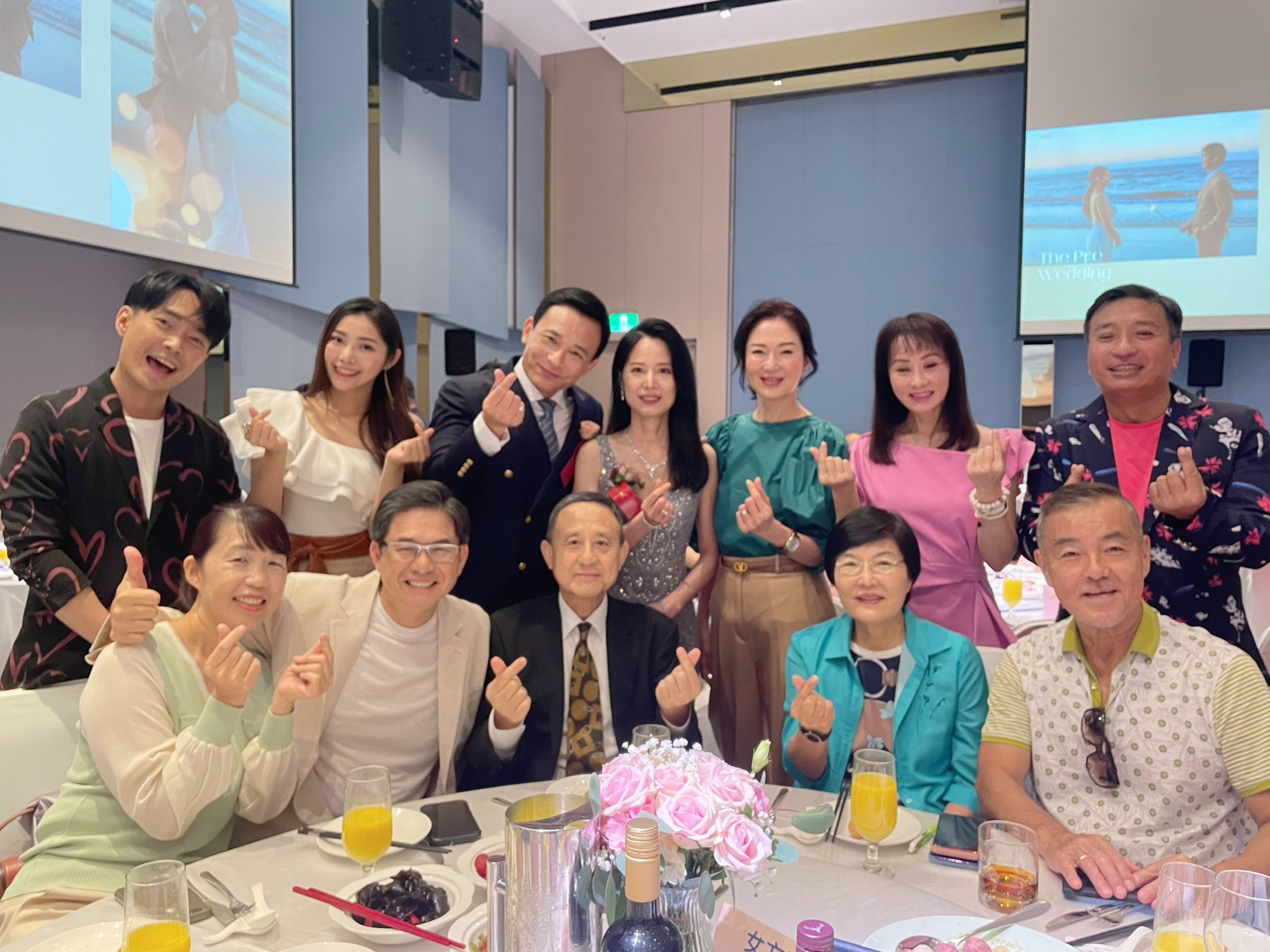 胡鴻達嫁女兒,台下星光熠熠。(圖/民視提供)