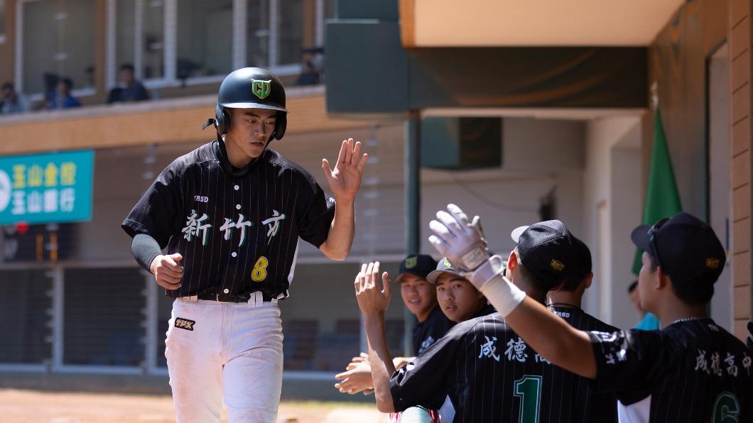 玉山盃/黃騰威猛打賞灌3打點 新竹市淘汰彰化縣