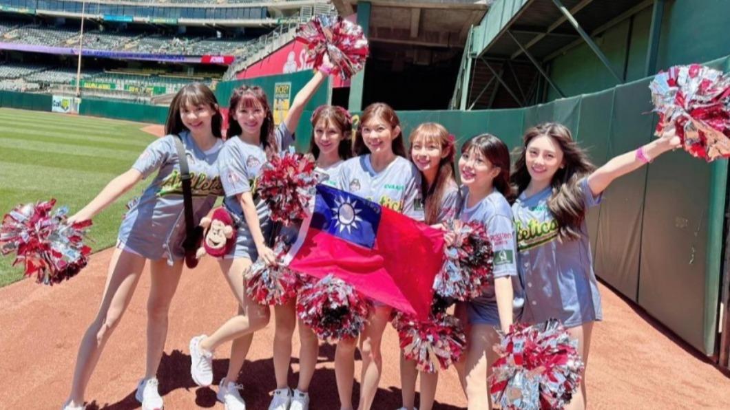 樂天女孩前往奧克蘭運動家台灣日。（圖／樂天樂天桃猿球團提供）