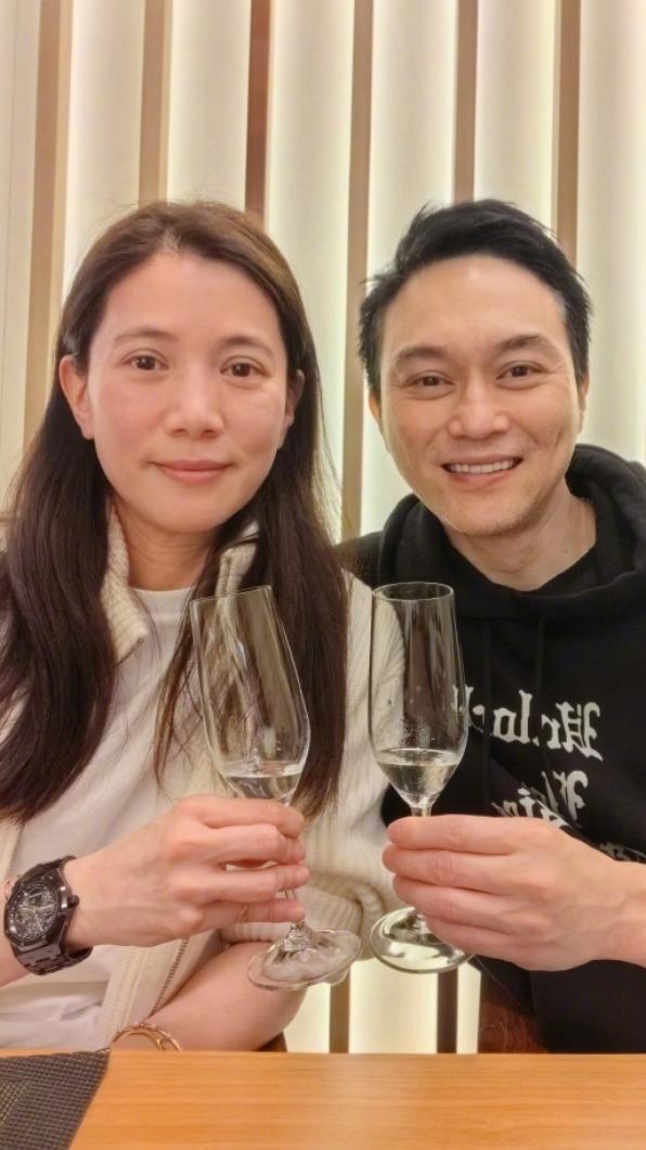 袁詠儀曾為了拚第二胎嘗試人工受孕。(圖/翻攝自袁詠儀微博)