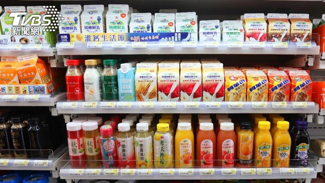 不鹹卻高鈉!醫點名愛喝「超商5飲料」恐水腫尿結石:痛到要命