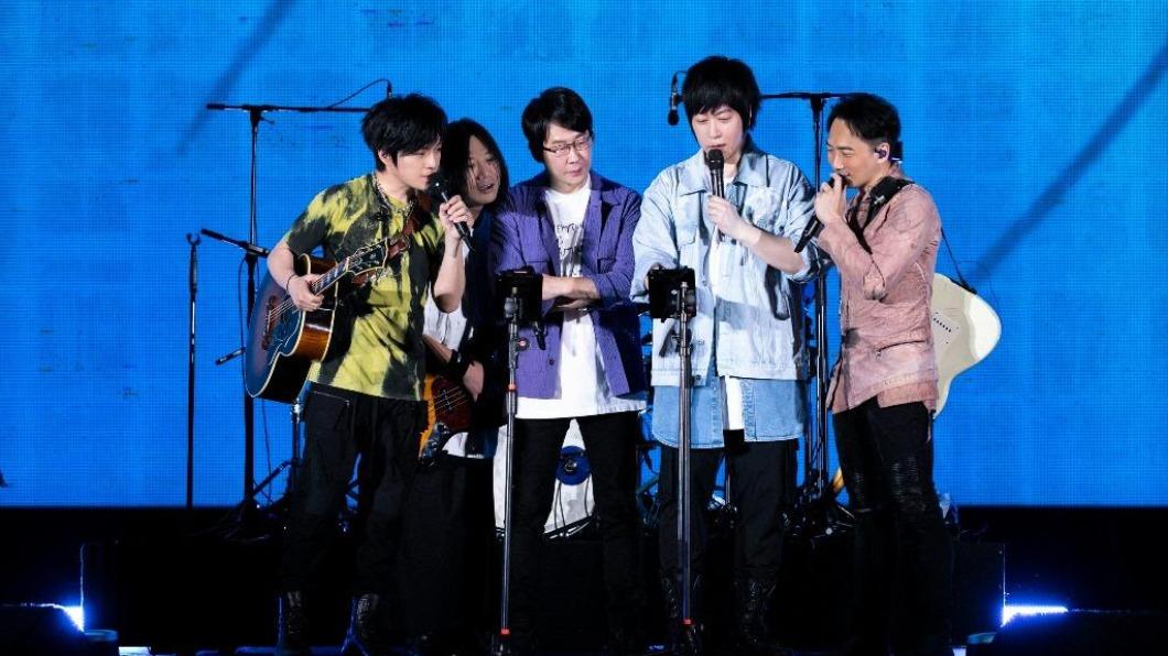 五月天演唱會便當「超窮酸」!志工開砲:欺負人 唱片公司回應了