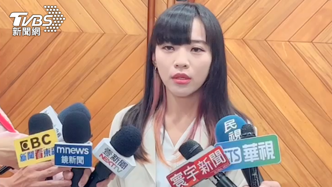 黃捷證實，昨天深夜接到黨中央告知，徵召人選並不會是她。（圖／黃捷議員辦公室提供）