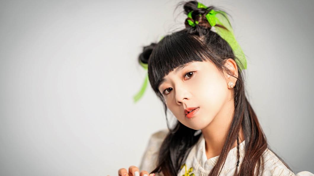 畢業歌女神消失十年現在長這樣 參加老友告別式吐真心話