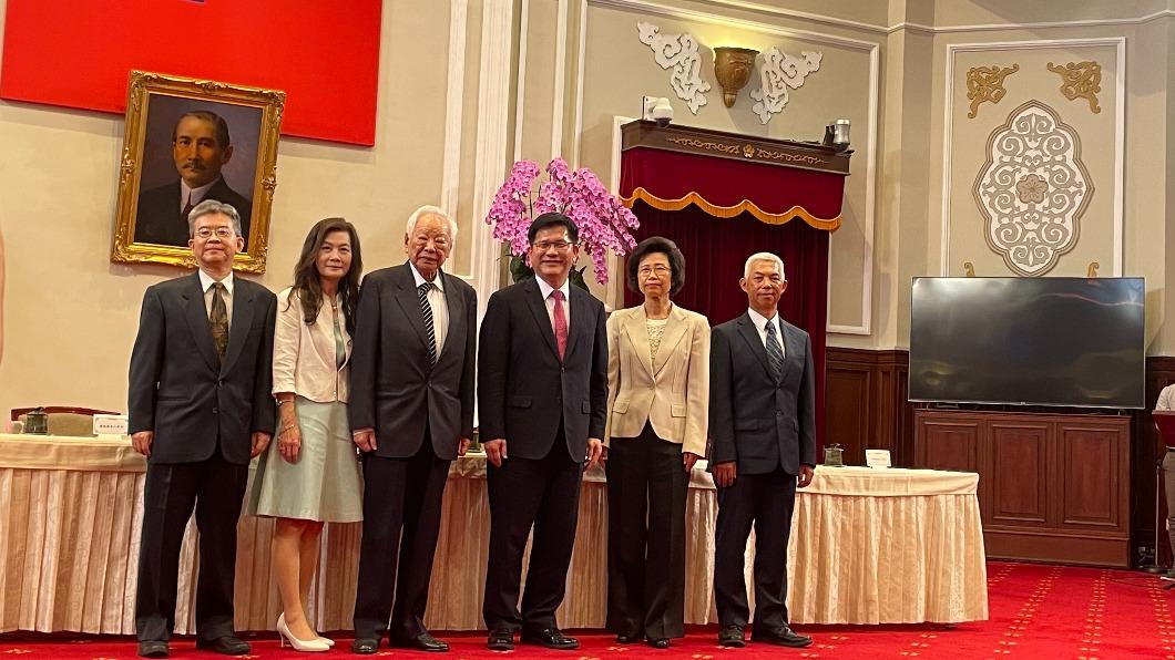 總統府秘書長林佳龍今（30日）下午公布4位大法官被提名人名單。（圖/吳紹瑜攝）