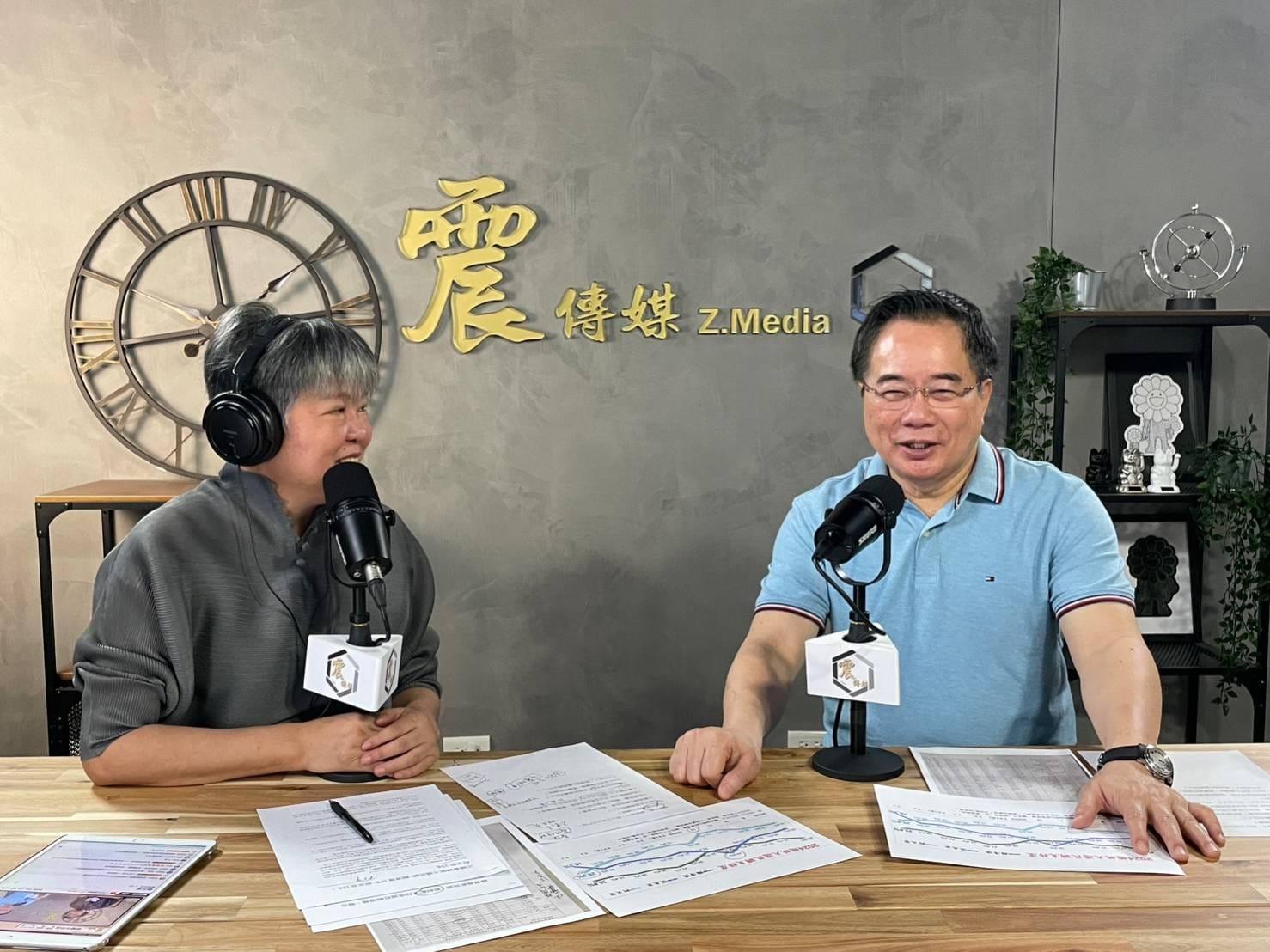 黃光芹專訪蔡正元。（圖／翻攝自臉書黃光芹）
