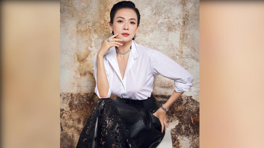 章子怡的高價牛仔褲意外成為亮點。(圖/翻攝自微博)