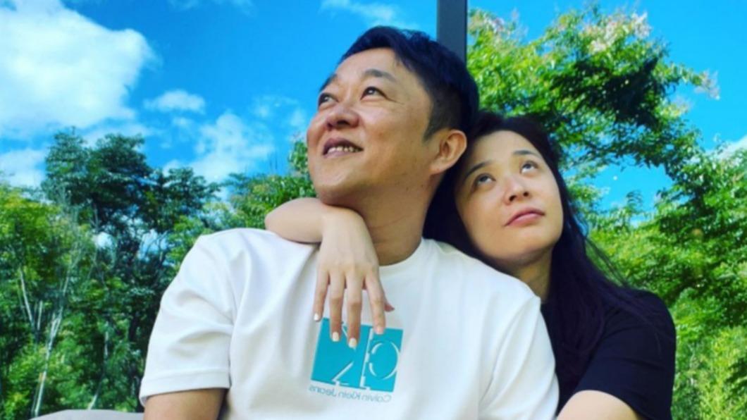 李燕結婚半個月老公變了!苦嘆「幸福得來不易」:只能配合演出