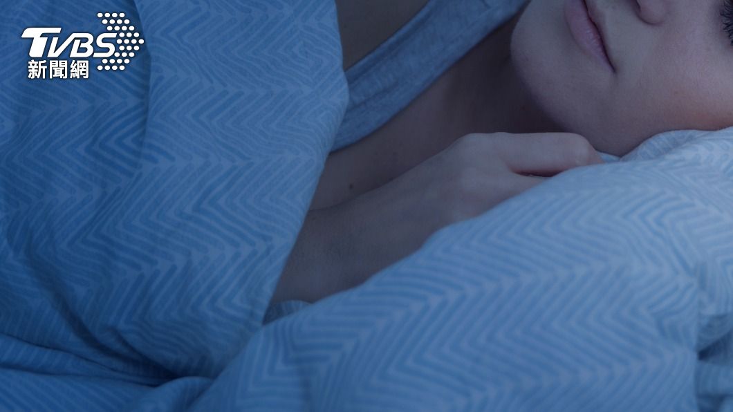 洗熱水澡也能提升睡眠品質。(示意圖/Shutterstock達志影像)