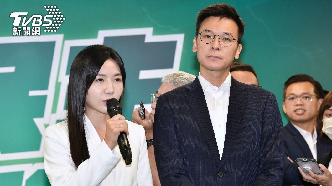 拚接棒林昶佐！吳沛憶出戰中正、萬華　讚雞排妹年輕有智慧