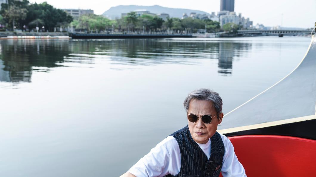 愛河流經的鹽埕區是羅大佑音樂起源。(圖/大右音樂提供)