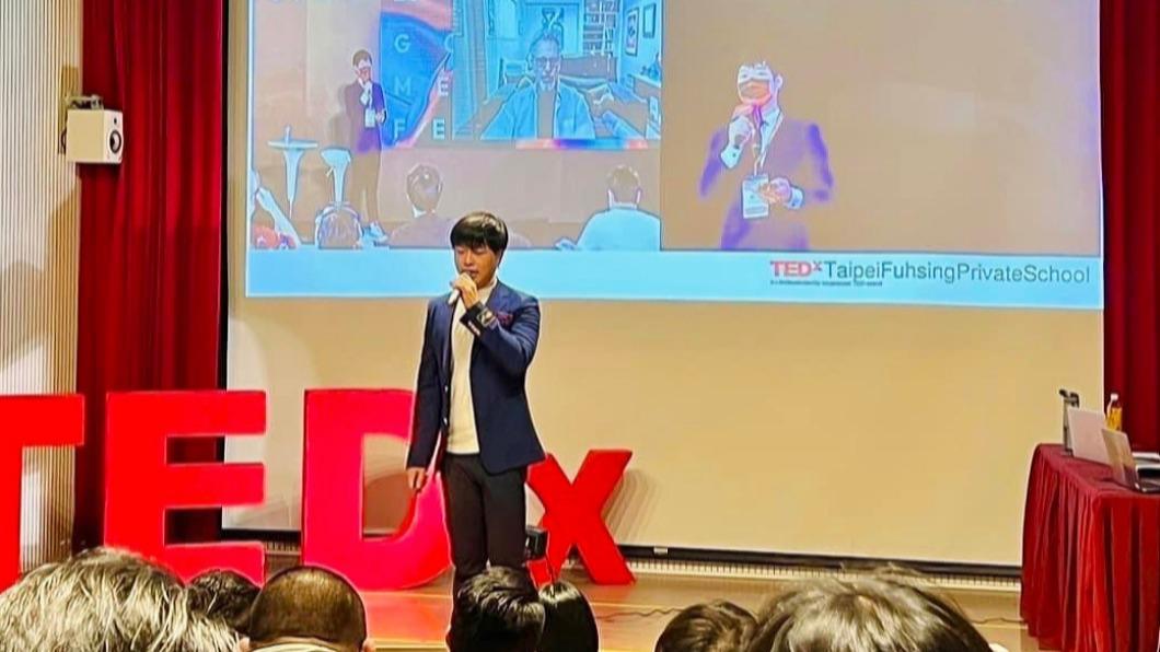蔣榮宗把這場演講獻給媽媽作為最珍貴的母親節禮物。（圖／ZONG MUSIC提供）