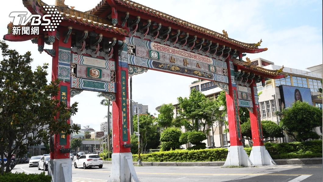 台灣「置入性行銷始祖」 彰化八卦山牌樓修復開工