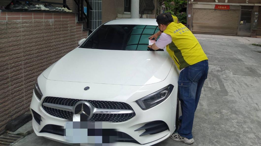 欠款催繳七次不理 百萬名車查封前喊願繳