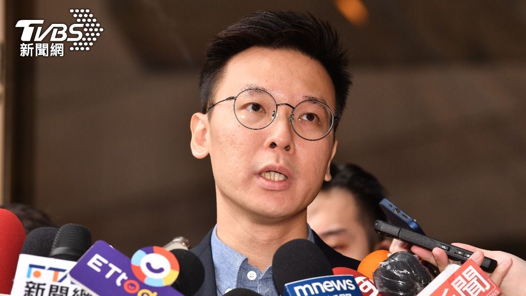 針對民進黨前黨工性騷擾風波,時任督導的林飛帆出面受訪。(圖/胡瑞麒攝)