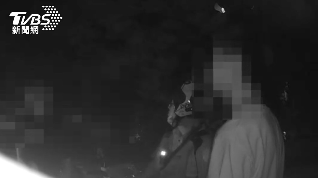 男一身酒氣開車求警放過 豬隊友幫倒忙叫囂:恁北網紅啦