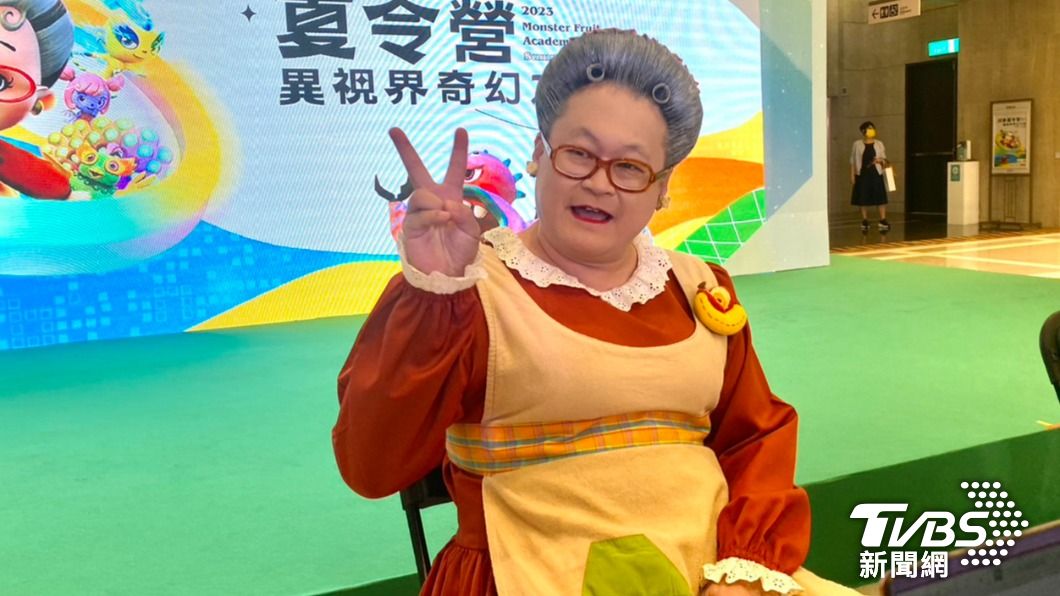 水果奶奶出席記者會。(圖/林彥君攝)