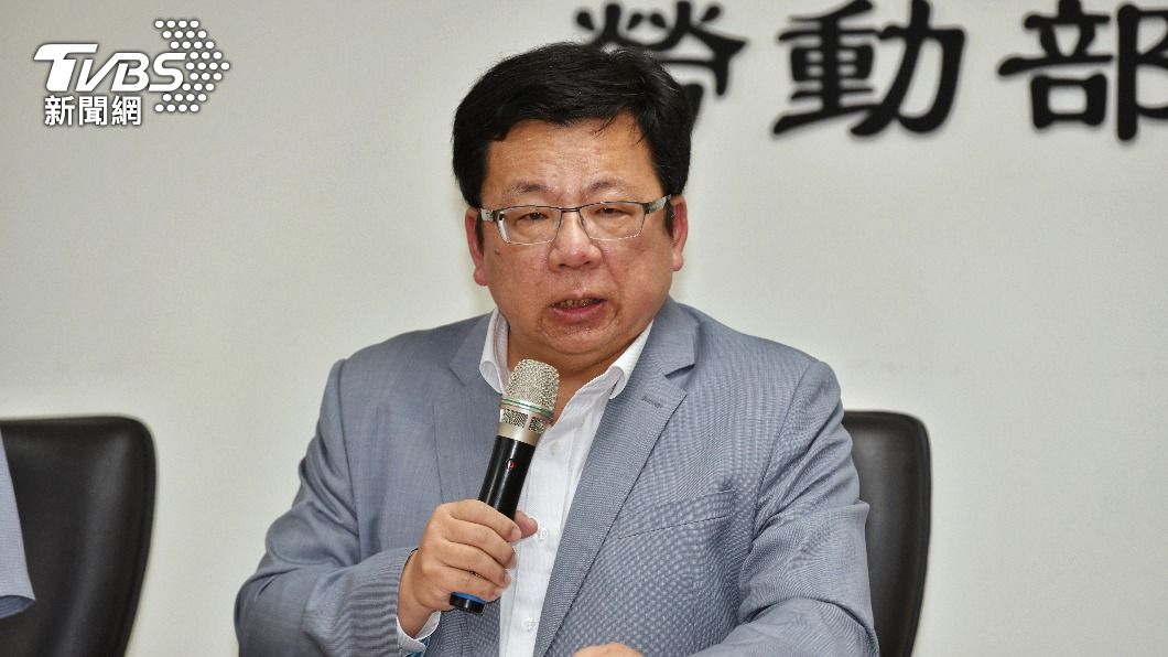 不只接愛犬？議員爆李俊俋用公務車「拿餐」當UberEats