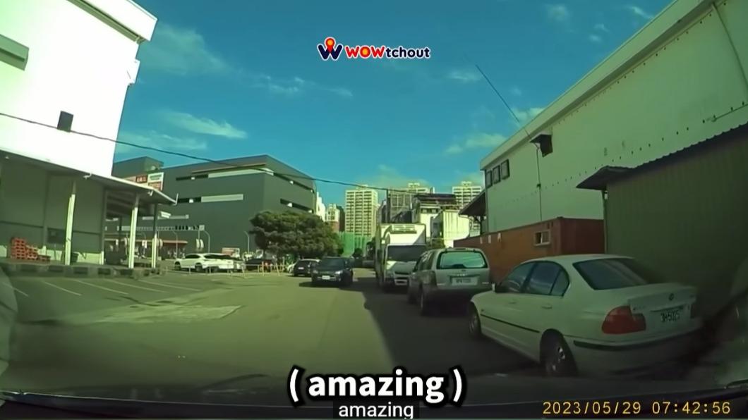 駕駛跟著複誦。（圖／WoWtchout - 地圖型行車影像分享平台提供）