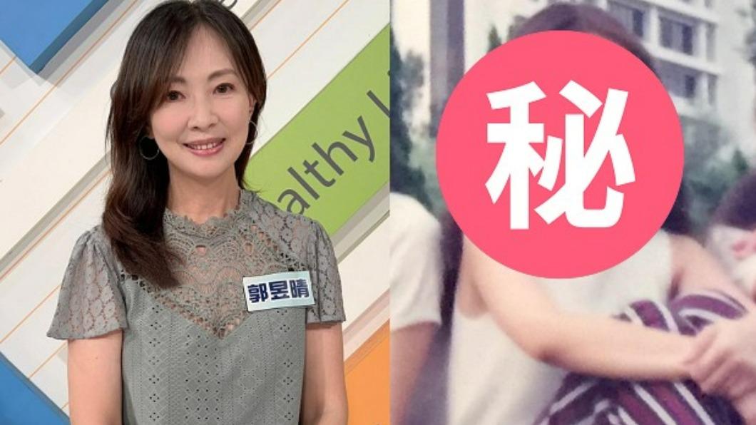 美炸！萬老師曬「20歲神級嫩照」　網看呆狂讚：一定是校花