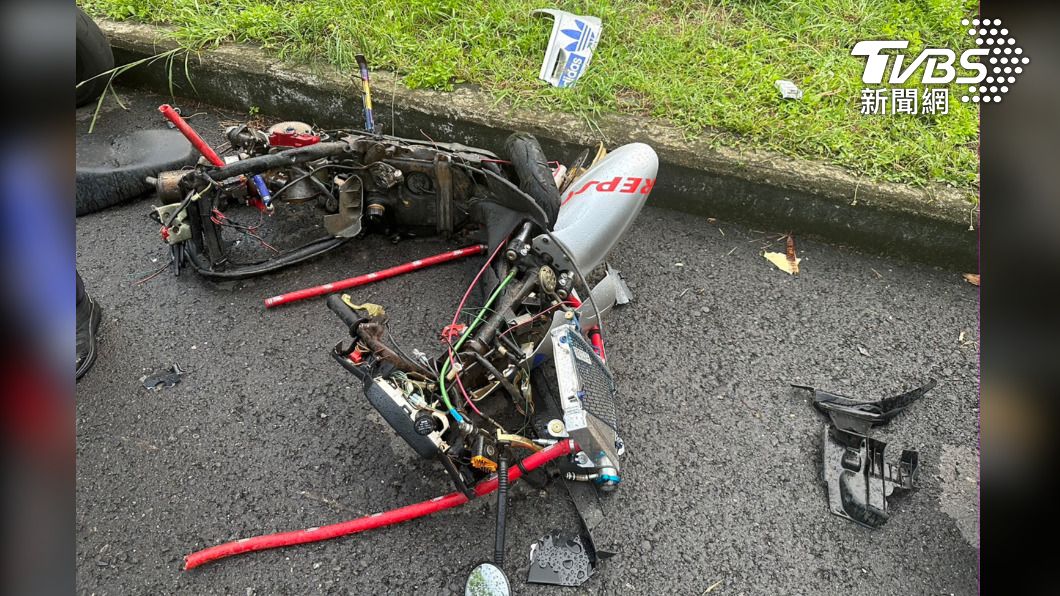 快訊/閃不過!機車對撞波及後面2機車 廣福大橋車禍2死3傷