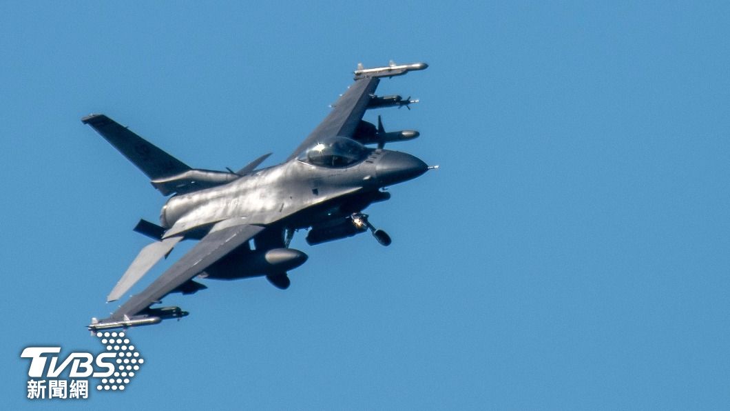 音爆巨響嚇壞華府居民　美軍出動F-16攔截闖禁區客機