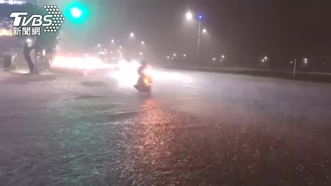 「最強雨彈」趕路中!這3天猛轟致災暴雨 1地區影響最大