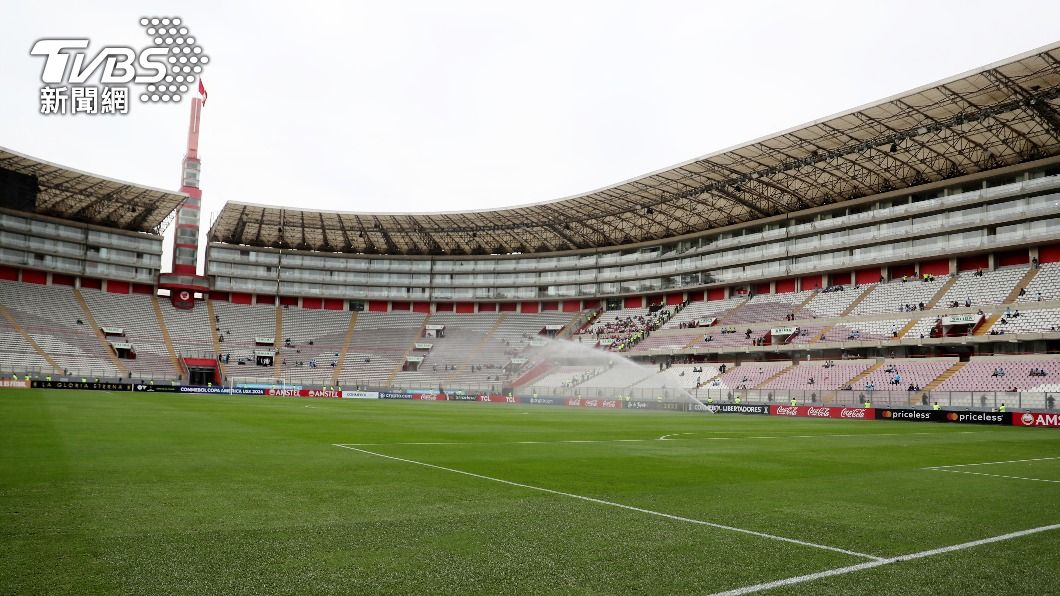 阿根廷的紀念碑球場發生墜樓意外。(圖/達志影像美聯社)
