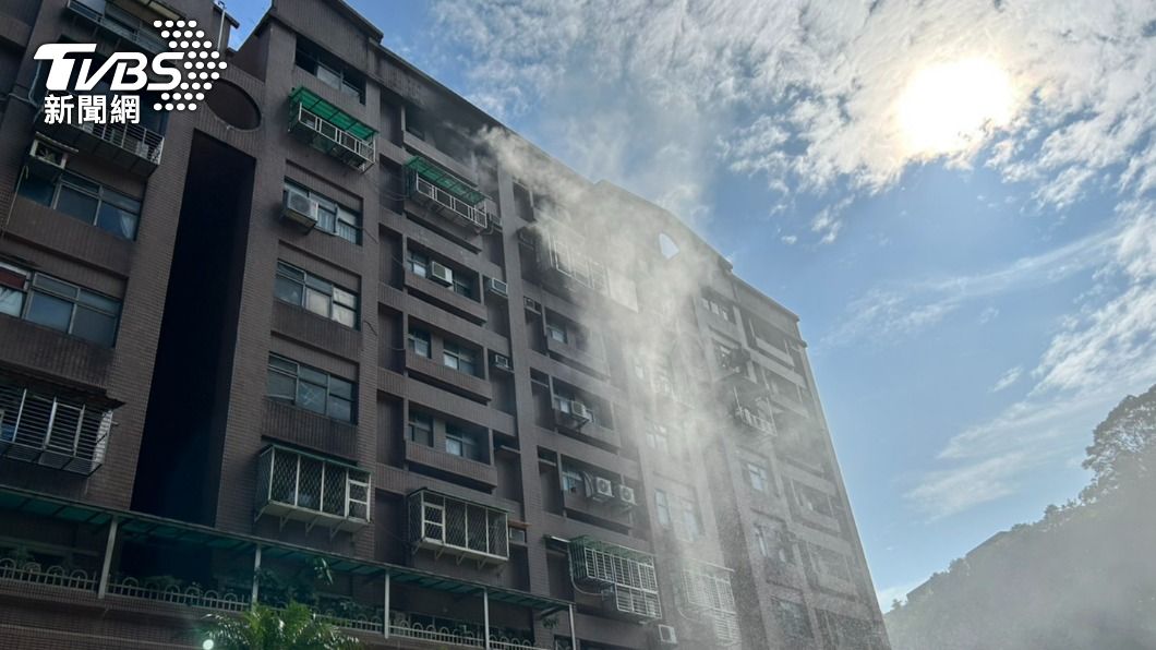 來不及救毛小孩...汐止8樓住家火警 3狗、1貓命喪火窟