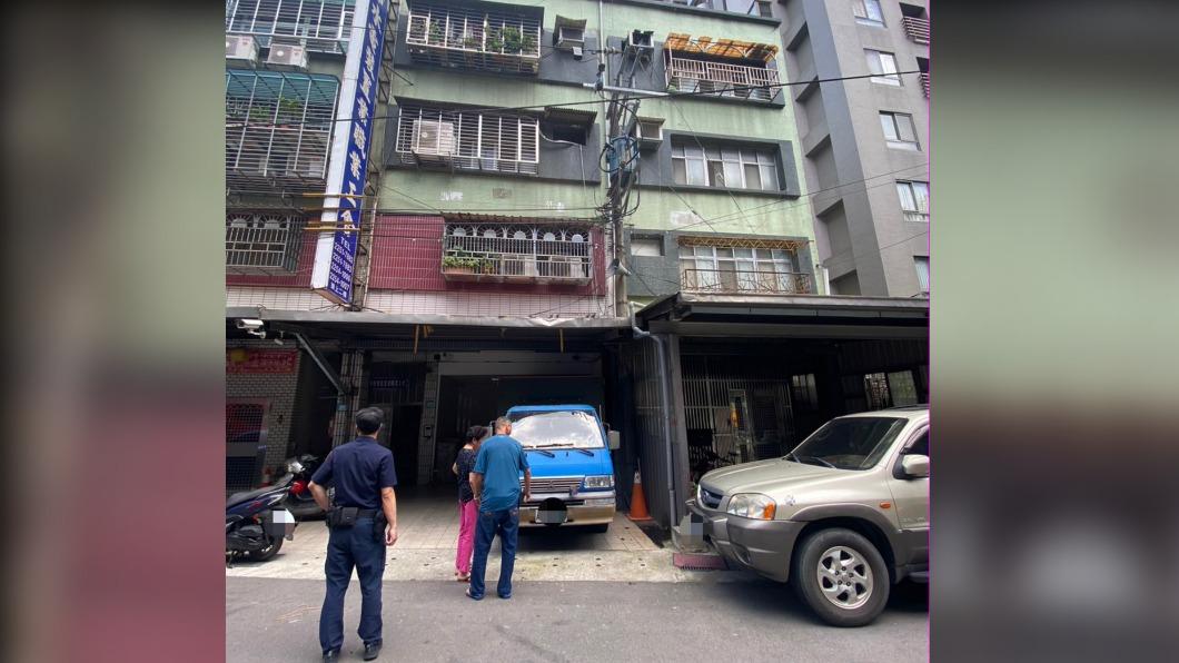 板橋酗酒婦與女兒爭吵 下一秒5樓摔下命大僅臉部骨折
