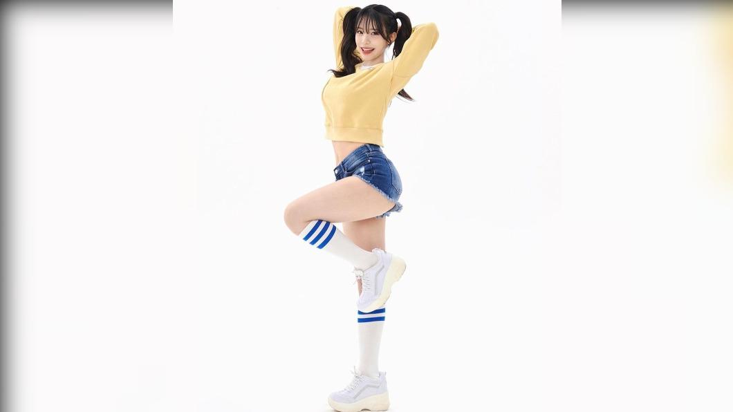 李多慧擁有精緻的五官和火辣的身材。(圖/翻攝自@le_dahye IG)