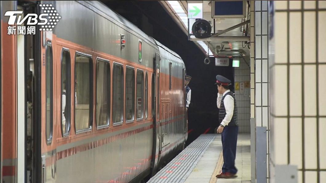 該起事故造成多班列車延誤。(圖/TVBS資料畫面)