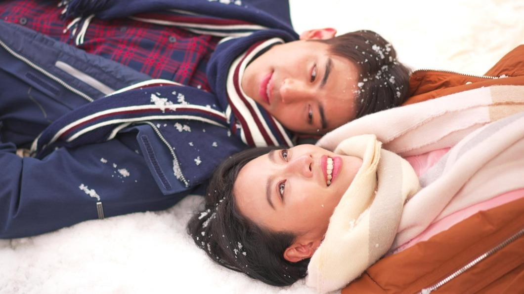 方宥心浪漫雪地褒愛　劇組揭「造雪秘辛」超驚人