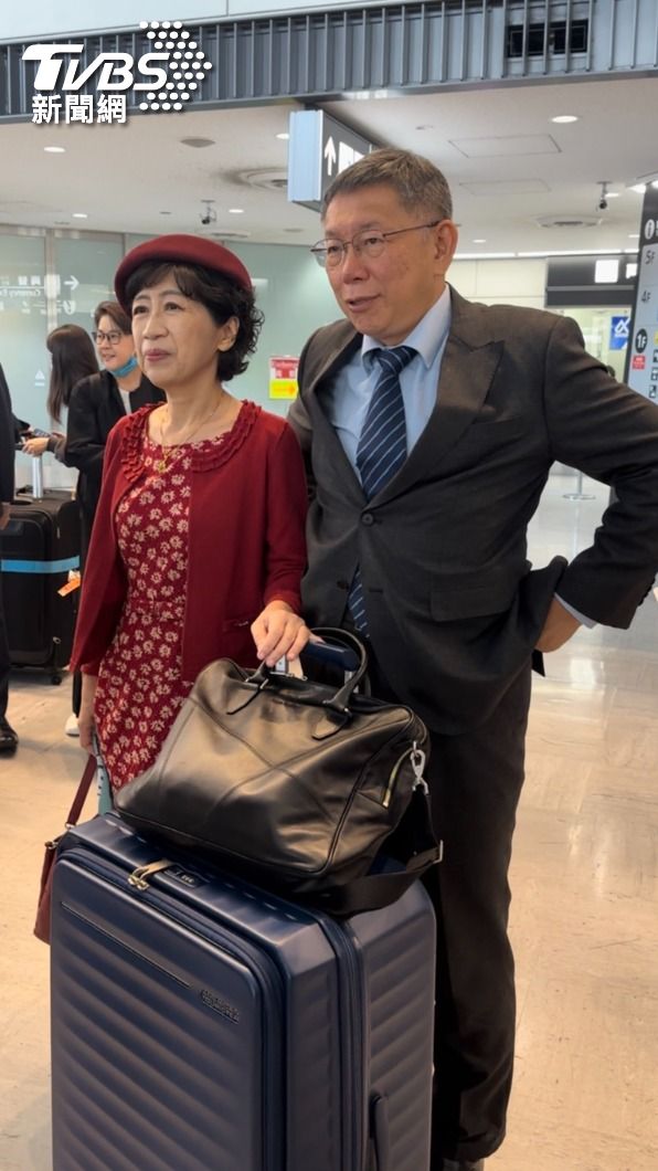 為了陪同柯文哲出訪日本,陳佩琪精心打扮。(圖/林至柔攝)