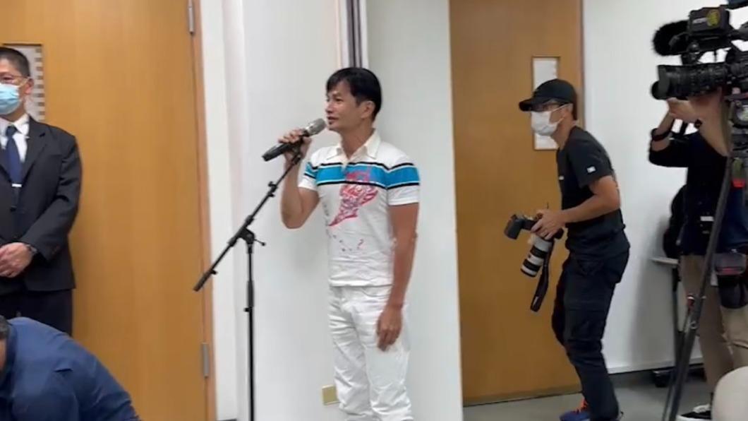呂嘉興出席大立光股東會發言。(圖/呂嘉興提供)