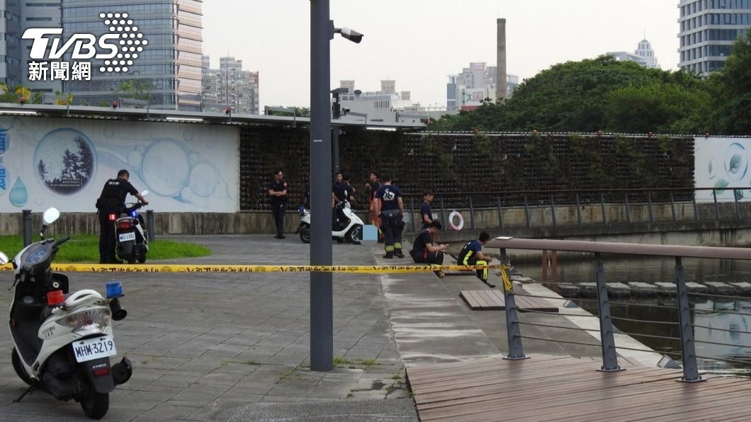 疑洗瓶子失足 板橋男離奇陳屍50公分深池塘