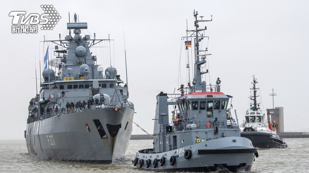 德國擴大印太軍事部署。2021年派出「巴伐利亞號護衛艦」赴太平洋巡弋,並睽違20年駛進南海,2022年自印太地區部署返回德國。(圖/達志影像美聯社資料畫面)