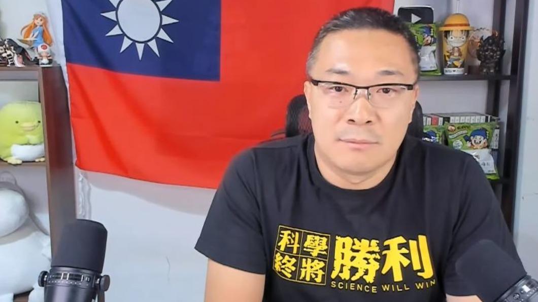 表情逐漸母湯!朱學恒「直播事故」萬人朝聖:真大型翻車現場