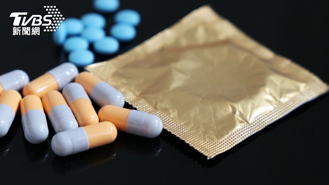 德國男子服用多種藥物導致重要部位壞死。(示意圖/Shutterstock達志影像)