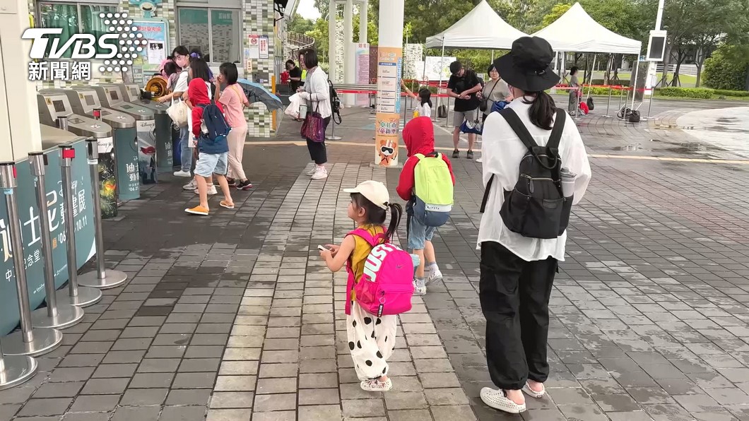 明年寒假27天!中小學延至2/16開學 隔天就要補課