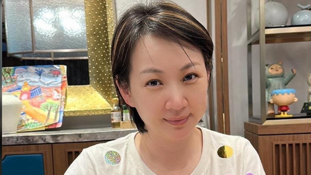郁方想藉著運動增加肌肉。(圖/翻攝自好門媳婦的秘密生活郁小方臉書)