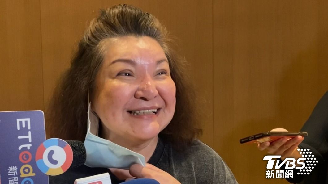 淡出30年未嫁！遭爆晉升「東區億萬富婆」　秦菲菲罕露面：怕被綁架